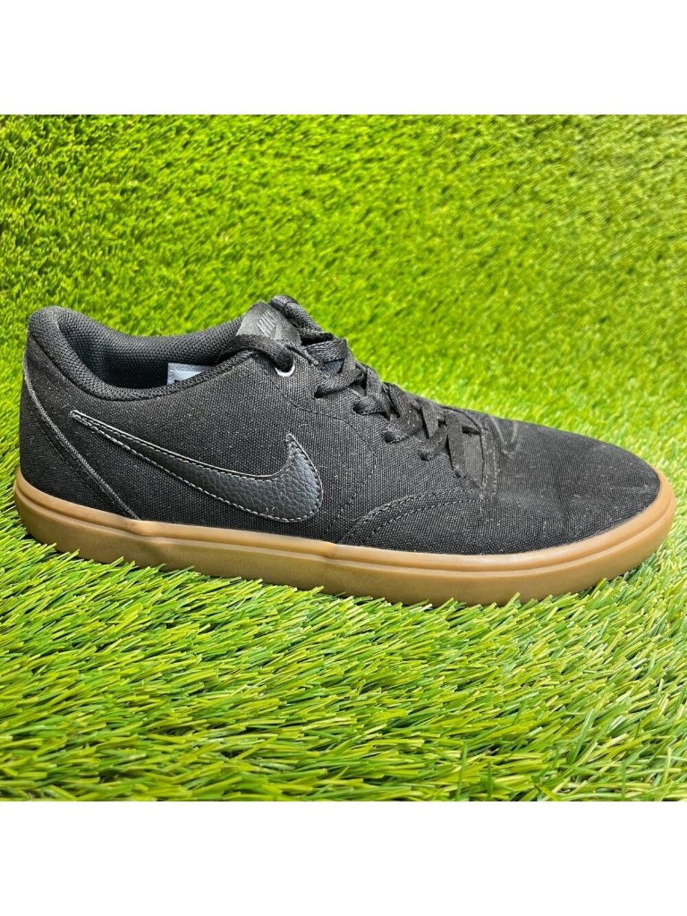 Nike SB Check Solarsoft Mens Size 9 Black Gum Athletic Walking Shoes Sneakers